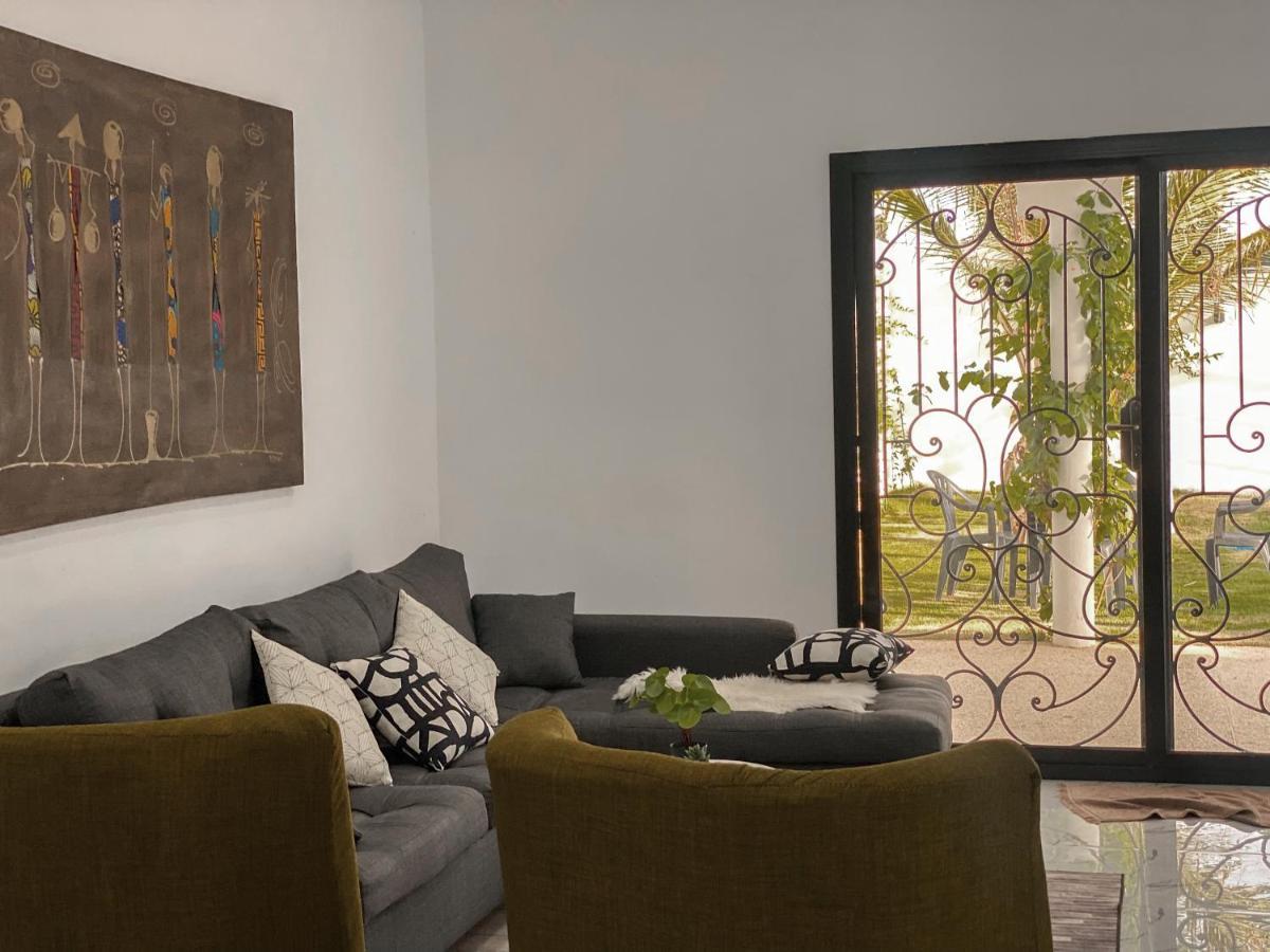 La Baraka, Extravagant Villa For 8 With Pool In Saly Gandigal エクステリア 写真
