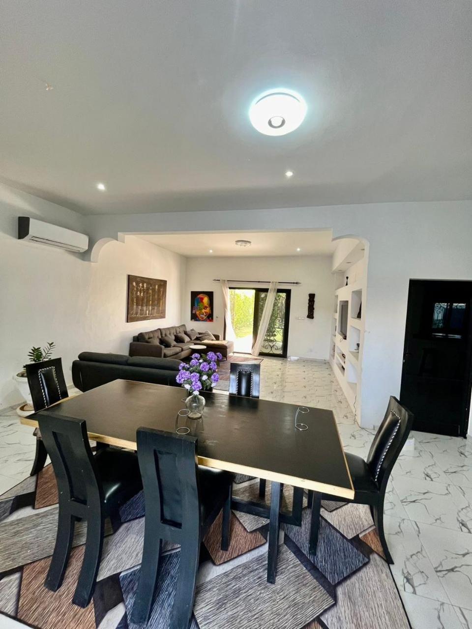La Baraka, Extravagant Villa For 8 With Pool In Saly Gandigal エクステリア 写真